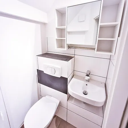 Shared House Gebersheim Privat bolig *