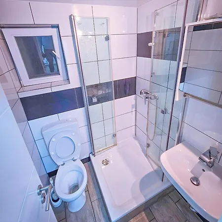 Shared House Gebersheim Privat bolig *