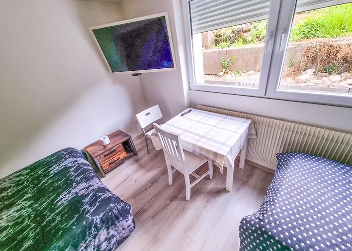 Shared House Gebersheim Rum i privatbostad *